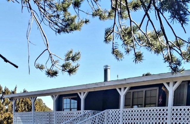 COZY BEAR FARMHOUSE CABIN IN WILLIAMS AZnSTR-24-0616