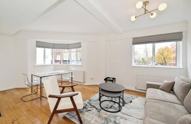 Cozy & Bright one bedroom flat in charming Chelsea