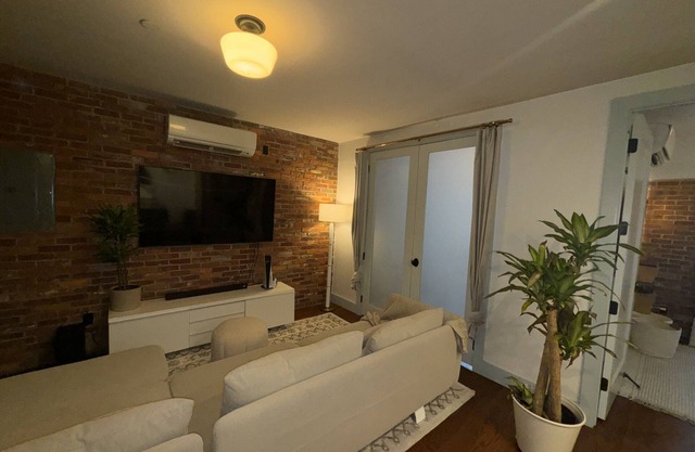 Cozy Brooklyn retreat beautiful two bedroom