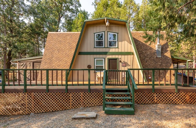 Cozy Cabin near Bass Lake/Yosemite National Park!