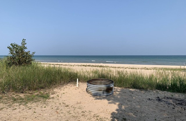 Cozy Cabin on Lake Huron!