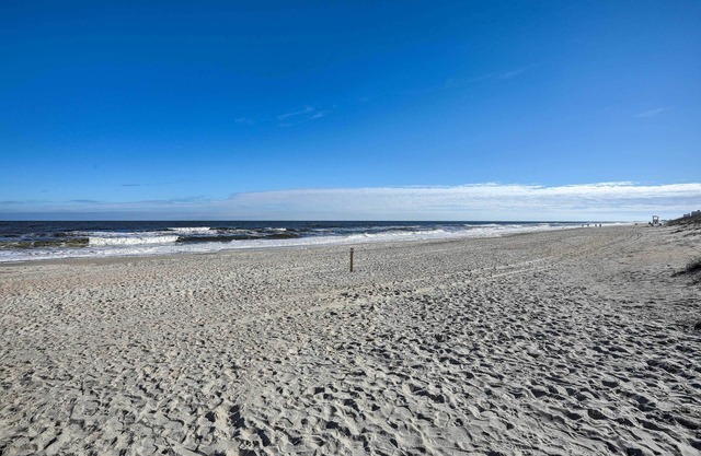 Cozy Carolina Beach Condo w/Ocean Views!