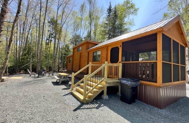 Cozy Coastal Cabin #2