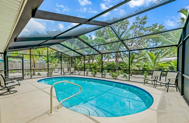 Cozy Coastal Vibes w/Private Pool!