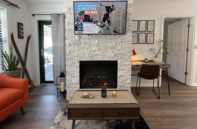 Cozy Condo at the Base of Mountain Creek Resort