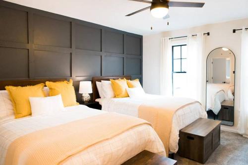 Cozy Cottage Downtown - Walk to OTR & Stadiums