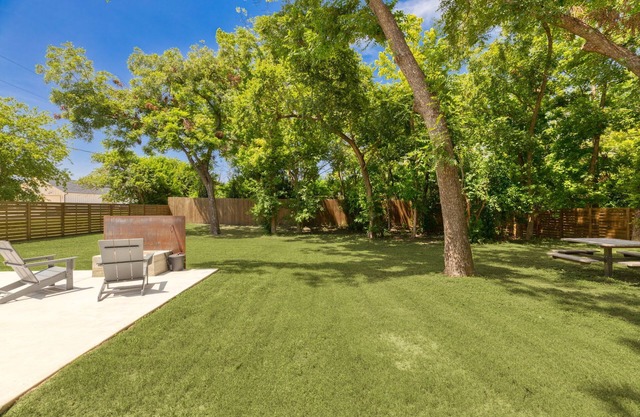 Cozy Cottage in the Heart of Johnson City