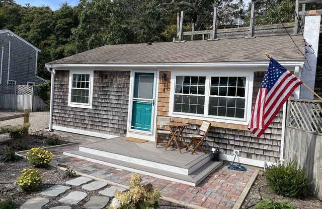 Cozy Cottage in the East End