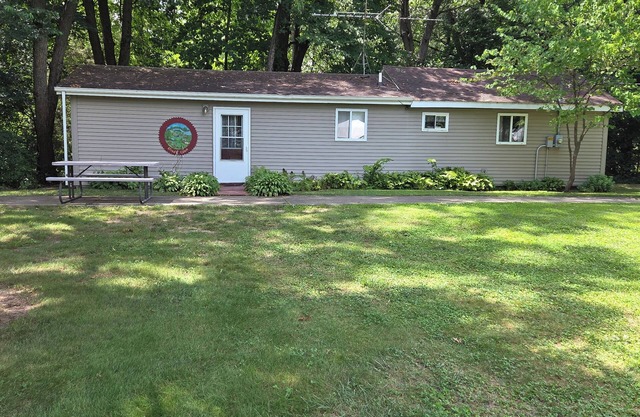 Cozy cottage tucked beside the peaceful St. Joseph river