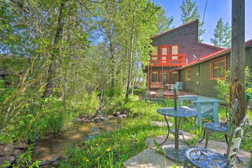 Cozy Creekside Cabin in La Veta Hike and Fish!