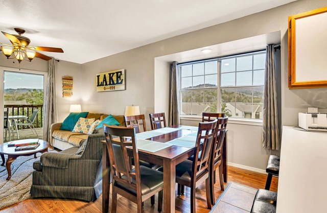 COZY - Dog-Friendly - KING Master, Minutes to SDC