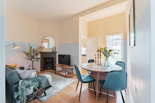 Cozy Fireplace City Nest SW18 Zone 2