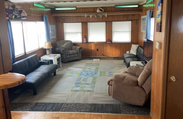 Cozy Getaway Sleeper