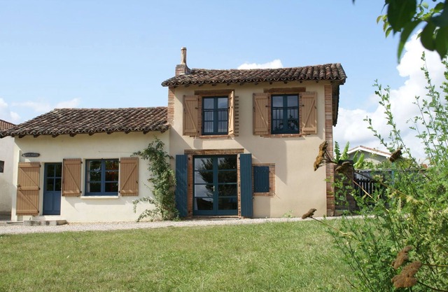 Cozy Holiday Home in Piquecos with Private Swimming Pool