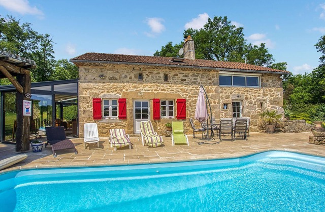 Cozy home in Augignac