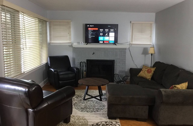 Cozy Home in Rochester, NY Suburb