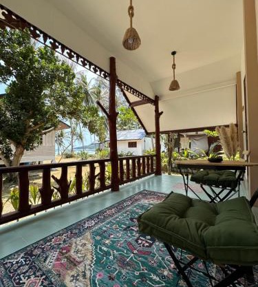 Cozy house in Chaloklum