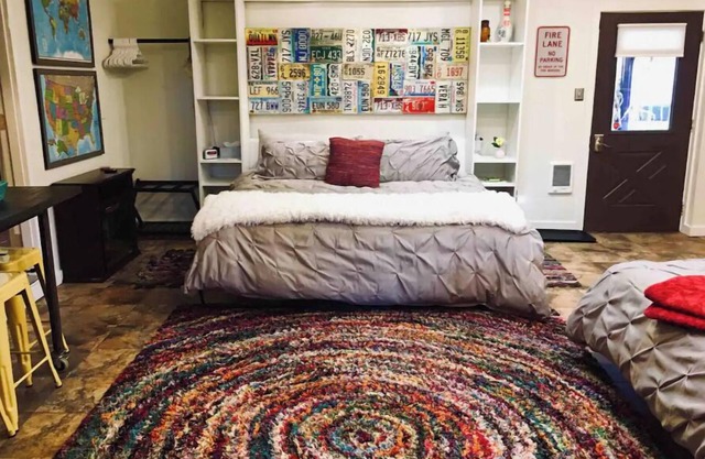 Cozy King by Red Rocks & Downtown Denver