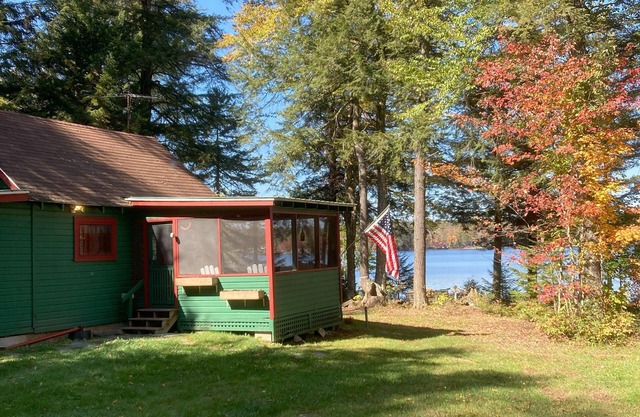 Cozy Lakeside Escape on Lake Pleasant.