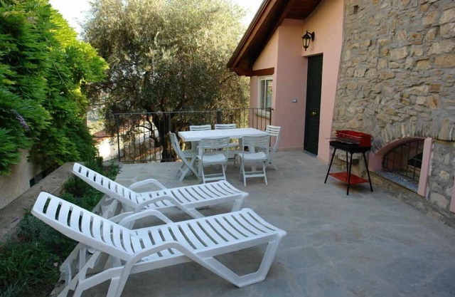 Cozy ligurian house, 3 bedroom, seaview
