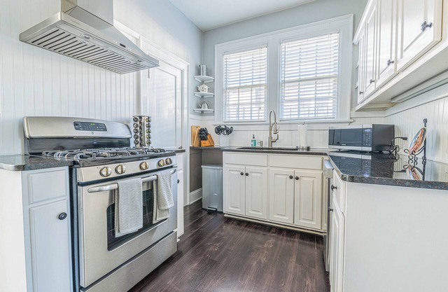 Cozy Martin House in Columbus - 3BR