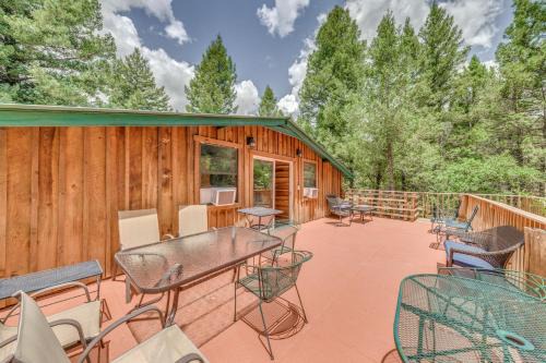 Cozy Mountaintop Retreat Less Than 6 Mi to Ski Cloudcroft!