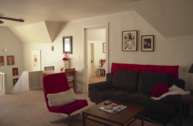 Cozy Northside Apt near Transp, Loyola&NW, Beach, nSep Entrance&Free Street Park