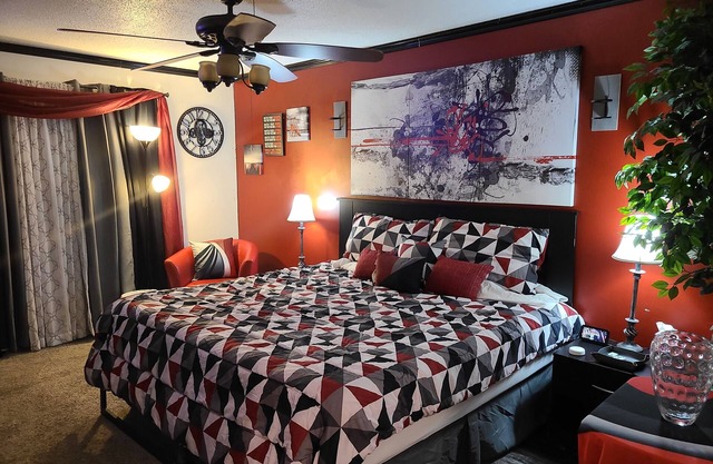 Cozy Rare Gem Smart Home Full of Amenities! Fort Eisenhower Convenient!