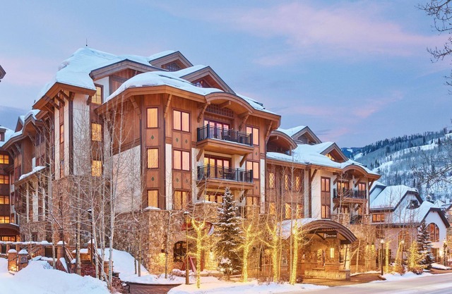 Cozy Single-Bed Room - Steps to Pool, Spa, Dining, and Downtown Vail