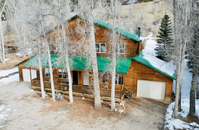 Cozy Six Bedroom Home Red River, NM