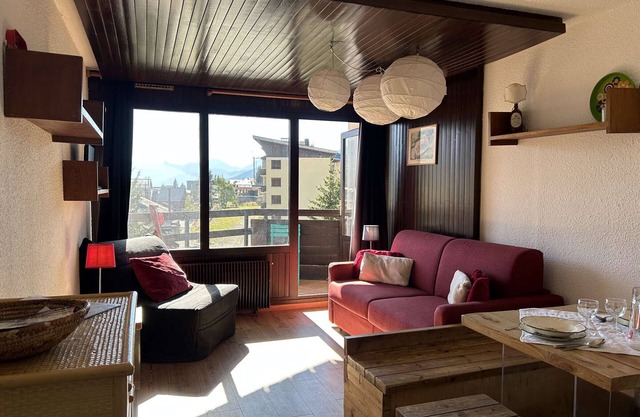 Cozy Ski Studio for 2 in Montgenèvre with Parking and Balcony