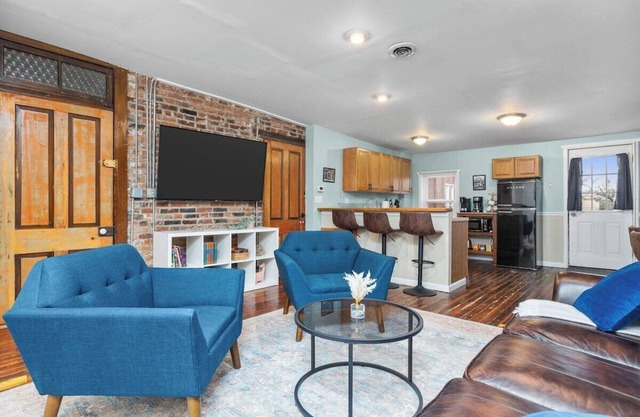 Cozy Soulard 2BR w/Free Parking