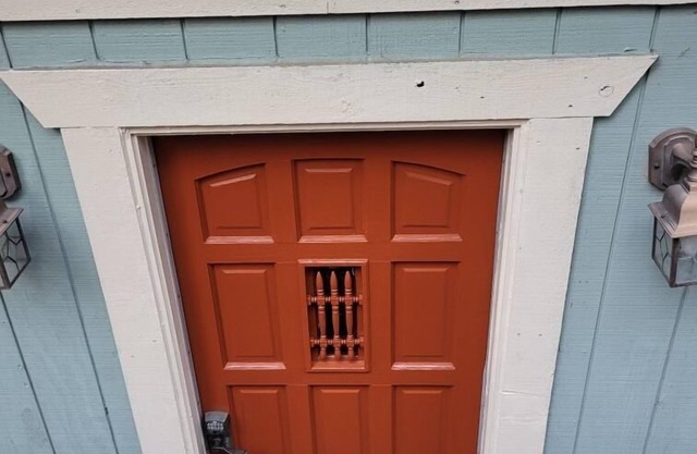 Cozy Stone Fireplace in a Relaxing 2 Bedroom Cabin