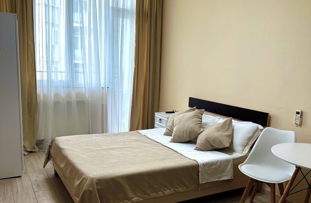 Cozy Studio by the Sea – Walk to Beach, Shops & Cafes, Prime Location