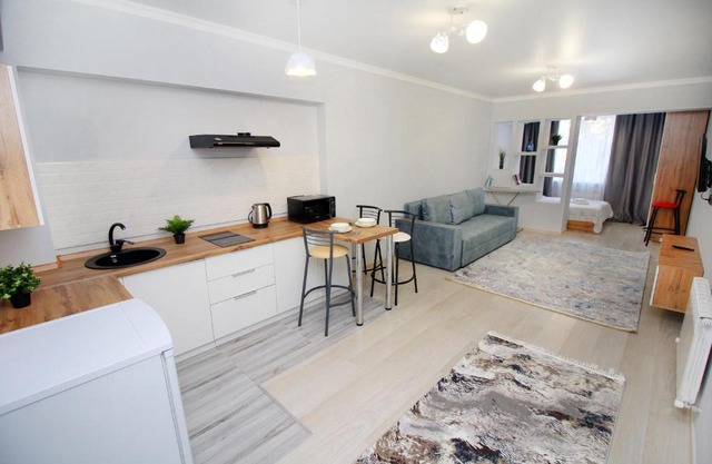 Cozy studio in the best area! 4