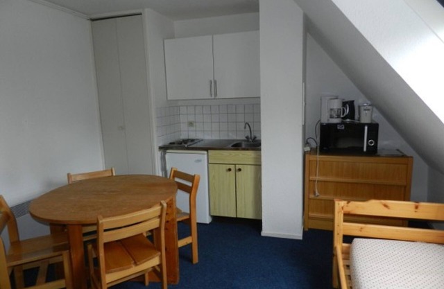 Cozy Studio with Ski-In/Ski-Out Access, 50m from Lifts & Shops