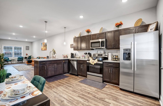 Cozy Sunset Condo