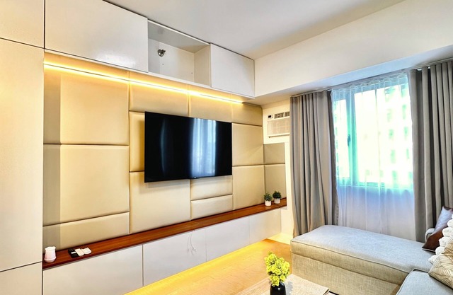 Cozy Two Bedroom Condominium with Pool View Avida Tower Atria Iloilo