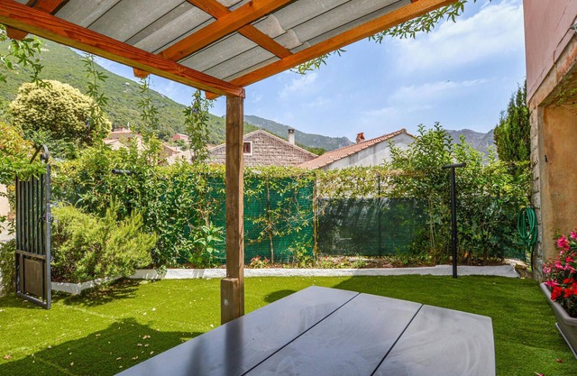 Cozy vacation apartment with mountain views on the beautiful island, Corsica.