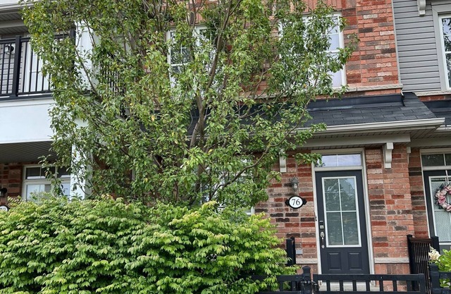 Cozy Whitby Shores Townhome| Marina and Free Parking