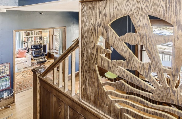 Craftsman-Era House on Uni Hill, steps from campus & Chautauqua