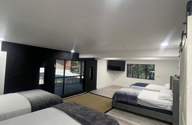 Crane Valley Lodge