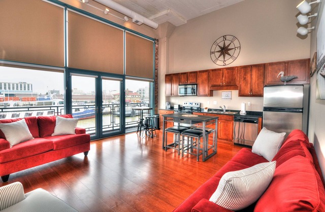 Crank Up Your Summer.Upgrade Your Stay