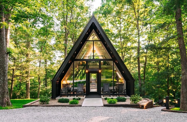 Creative Cabins - The Frame
