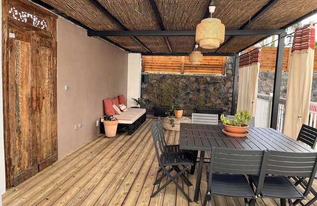 Creole villa La Casita with pool and jacuzzi