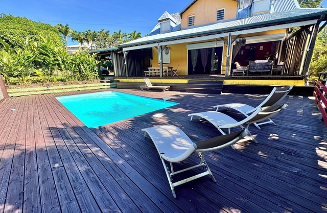 Creole villa with swimming pool