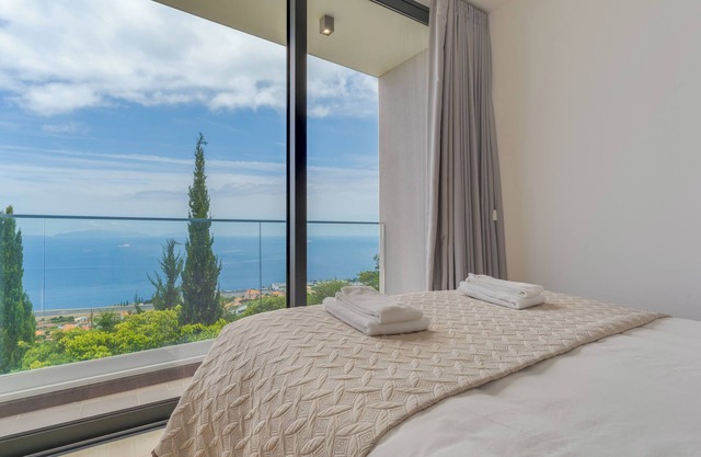 Cristiano Ronaldo Airport View