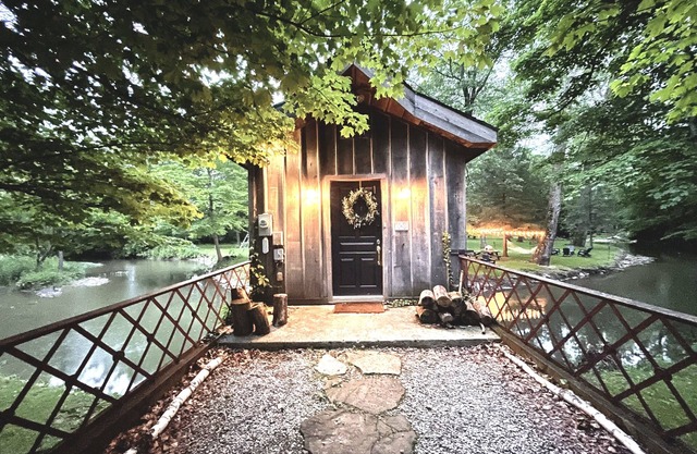 Cross Creek House