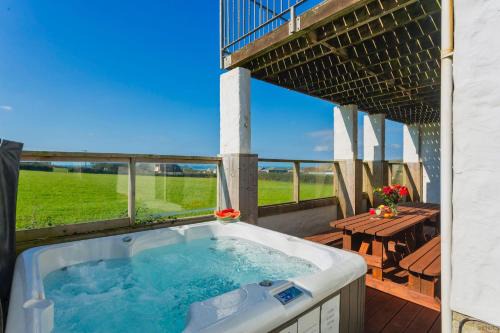 CROYDE VILLA SUNSEA 6 Bedrooms