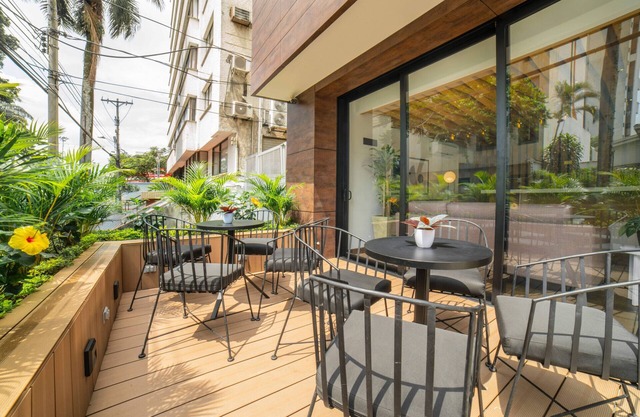 CRS 101 - ¡Peaceful 2 Queen Bed Studio in Centenario w/Patio